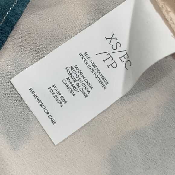 Cabi Abstract Sleeveless V-neck Formal Casual Blouse Size XS Women’s - Picture 9 of 9